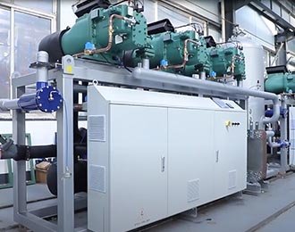 Low temperature screw parallel compressor unit